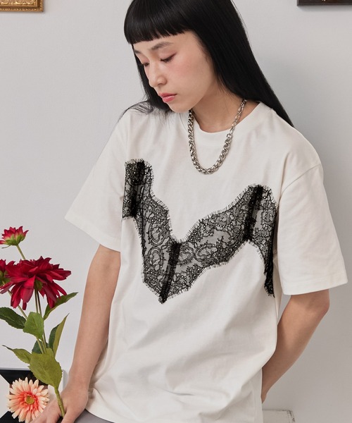 ELUNIS(エルニス)の「レースドッキングTシャツ(Tシャツ/カットソー・レディース・ホワイト/ブラック/レッド・FREE)」の6枚目の写真