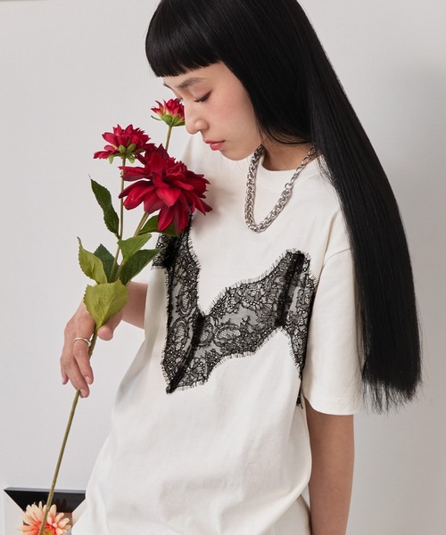 ELUNIS(エルニス)の「レースドッキングTシャツ(Tシャツ/カットソー・レディース・ホワイト/ブラック/レッド・FREE)」の8枚目の写真