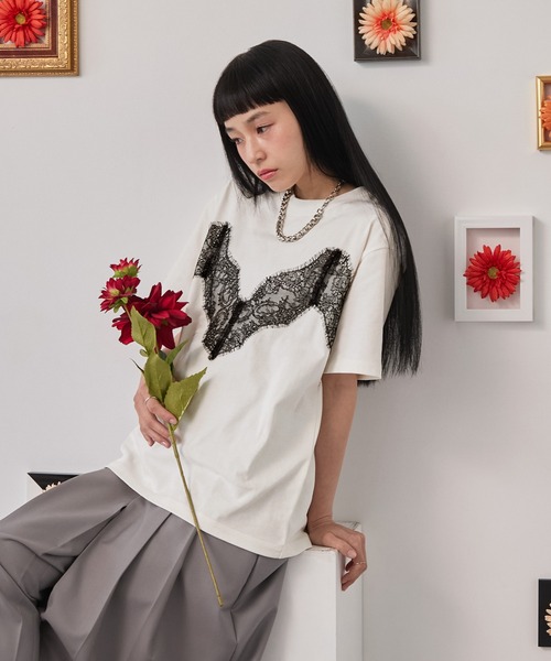 ELUNIS(エルニス)の「レースドッキングTシャツ(Tシャツ/カットソー・レディース・ホワイト/ブラック/レッド・FREE)」の10枚目の写真