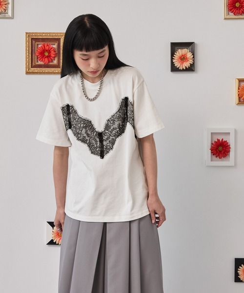 ELUNIS(エルニス)の「レースドッキングTシャツ(Tシャツ/カットソー・レディース・ホワイト/ブラック/レッド・FREE)」の11枚目の写真