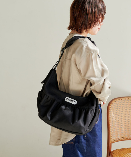 CROSS FUNCTION(クロスファンクション)の「OUTDOOR Wide Egg Shoulder Bagワイドエッグショルダーバッグ【CROSS FUNCTION/クロスファンクション】(ショルダーバッグ・レディース・ベージュ/ブラック・FREE)」の11枚目の写真