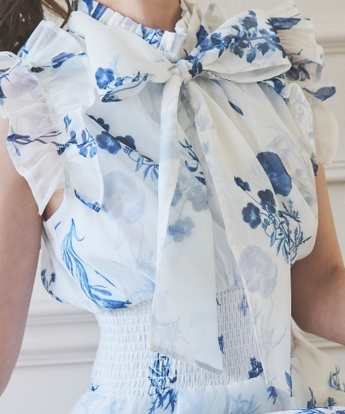 SWINGLE（スウィングル）の「【3/28(Sat)発売】シアーボタニカルフラワーワンピース（ワンピース・レディース・ホワイト系その他/ブルー系その他/パープル系その他・FREE）」の8枚目の写真