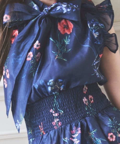 SWINGLE（スウィングル）の「【3/28(Sat)発売】シアーボタニカルフラワーワンピース（ワンピース・レディース・ホワイト系その他/ブルー系その他/パープル系その他・FREE）」の13枚目の写真