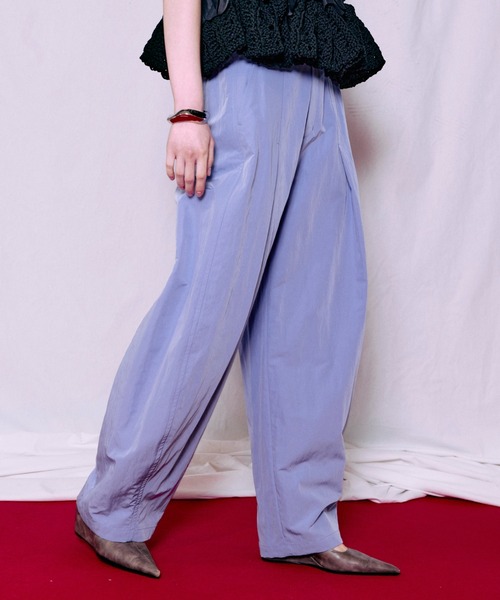 MAISON SPECIAL（メゾンスペシャル）の「【2026SUMMER PRE-ORDER】Tuck Cocoon Color Pants/タックコクーンカラーパンツ（その他パンツ・レディース・ホワイト/パープル/カーキ/ブラック・38/36）」の10枚目の写真