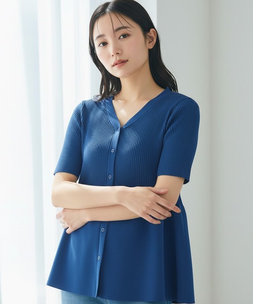 coca(coca)(コカ)の「【WEB限定セール】ぺプラムニットカーディガン(カーディガン/ボレロ・レディース・ブルー/ブラック・S/M/L)」の2枚目の写真