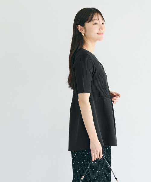 coca(coca)(コカ)の「【WEB限定セール】ぺプラムニットカーディガン(カーディガン/ボレロ・レディース・ブルー/ブラック・S/M/L)」の19枚目の写真