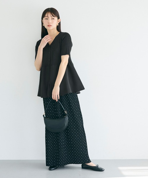 coca(coca)(コカ)の「【WEB限定セール】ぺプラムニットカーディガン(カーディガン/ボレロ・レディース・ブルー/ブラック・S/M/L)」の12枚目の写真