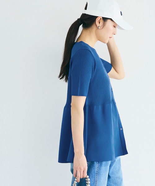 coca(coca)(コカ)の「【WEB限定セール】ぺプラムニットカーディガン(カーディガン/ボレロ・レディース・ブルー/ブラック・S/M/L)」の15枚目の写真