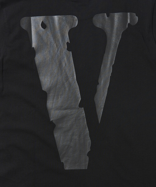 FREAK'S STORE(フリークスストア)の「限定展開 VLONE/ヴィーロン CLASSIC LOGO-FRIENDS TEE(Tシャツ/カットソー・メンズ・ブラック/ブラック系その他・X-LARGE/LARGE/MEDIUM)」の12枚目の写真