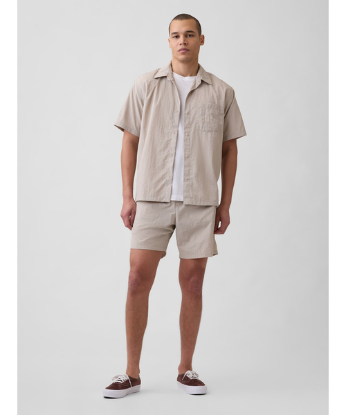 GAP（ギャップ）の「リサイクル100% 7インチ ナイロンショートパンツ（その他パンツ・メンズ・グレー/ブラック/ベージュ/ピンク・XS/XL/L/M/S）」の16枚目の写真