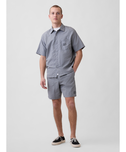 GAP（ギャップ）の「リサイクル100% 7インチ ナイロンショートパンツ（その他パンツ・メンズ・グレー/ブラック/ベージュ/ピンク・XS/XL/L/M/S）」の15枚目の写真