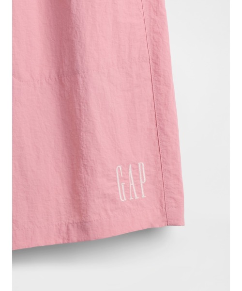 GAP(ギャップ)の「リサイクル100% 7インチ ナイロンショートパンツ(その他パンツ・メンズ・グレー/ブラック/ベージュ/ピンク・XS/XL/L/M/S)」の22枚目の写真