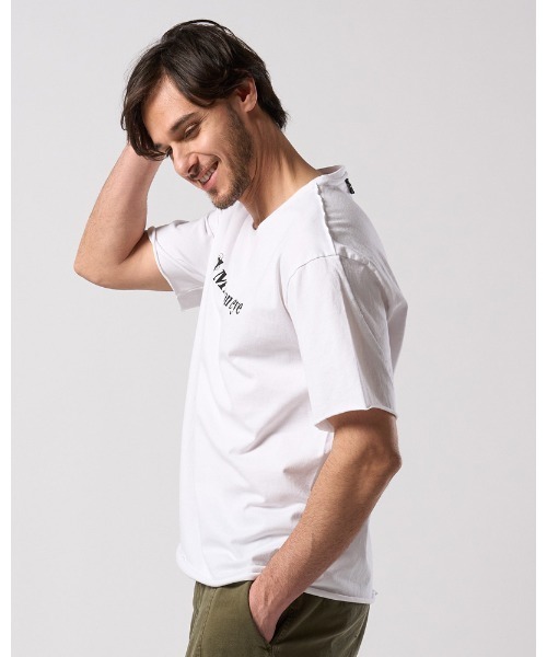 wjk(ダヴルジェイケイ)の「"intro" cut-off S/S(Tシャツ/カットソー・メンズ・ブラック/ホワイト・X-LARGE/LARGE/MEDIUM/SMALL)」の5枚目の写真