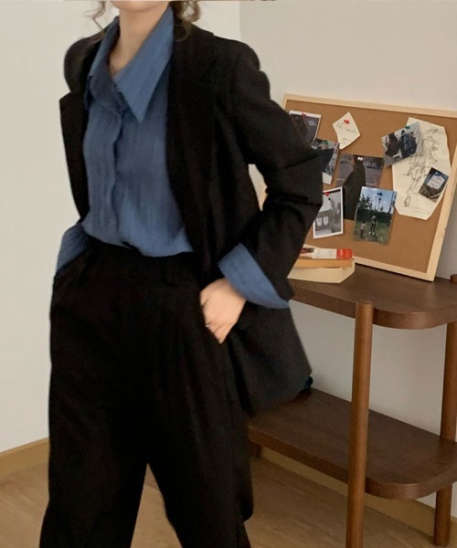 SallyLunn（サリーラン）の「細ランダムプリーツシャツ（シャツ/ブラウス・レディース・ベージュ/ブルー/ホワイト・MEDIUM/LARGE）」の16枚目の写真