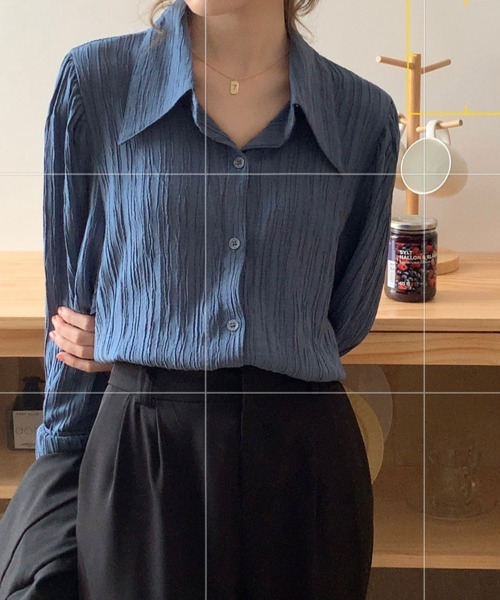 SallyLunn（サリーラン）の「細ランダムプリーツシャツ（シャツ/ブラウス・レディース・ベージュ/ブルー/ホワイト・MEDIUM/LARGE）」の18枚目の写真
