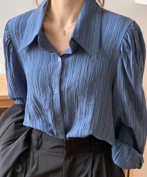 SallyLunn（サリーラン）の「細ランダムプリーツシャツ（シャツ/ブラウス・レディース・ベージュ/ブルー/ホワイト・MEDIUM/LARGE）」の14枚目の写真