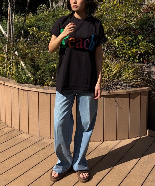 byeA.（バイエー）の「【byeA./バイエー】Peach TEE/ロゴTシャツ（Tシャツ/カットソー・レディース・ブラック/ホワイト・フリー）」の18枚目の写真