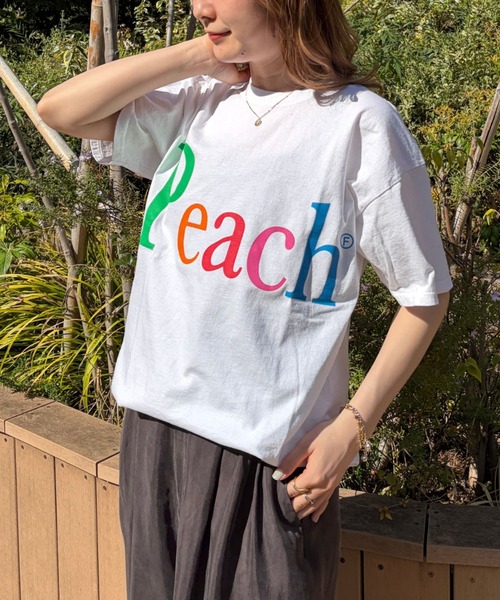 byeA.（バイエー）の「【byeA./バイエー】Peach TEE/ロゴTシャツ（Tシャツ/カットソー・レディース・ブラック/ホワイト・フリー）」の7枚目の写真