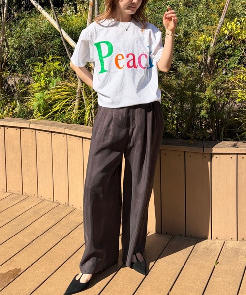 byeA.（バイエー）の「【byeA./バイエー】Peach TEE/ロゴTシャツ（Tシャツ/カットソー・レディース・ブラック/ホワイト・フリー）」の13枚目の写真
