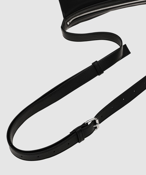 MM6 Maison Margiela（ｴﾑｴﾑｼｯｸｽ ﾒｿﾞﾝ ﾏﾙｼﾞｪﾗ）の「BORSA TRACOLLA（ショルダーバッグ・レディース・その他・UNI）」の5枚目の写真