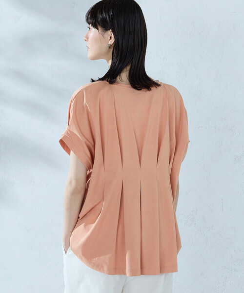 COMME CA ISM(コムサイズム)の「【接触冷感】バックタック Tシャツ(Tシャツ/カットソー・レディース・ネイビー/ブラック/ライトグレー/ホワイト/オレンジ・LARGE/MEDIUM)」の14枚目の写真