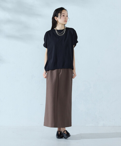 COMME CA ISM(コムサイズム)の「【接触冷感】バックタック Tシャツ(Tシャツ/カットソー・レディース・ネイビー/ブラック/ライトグレー/ホワイト/オレンジ・LARGE/MEDIUM)」の19枚目の写真