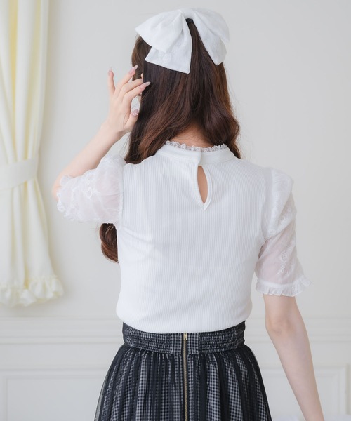 couture BY ROJITA（クチュールバイロジータ）の「デコルテ開きリボンテレコトップス（Tシャツ/カットソー・レディース・ホワイト/ピンクベージュ/ブラック・FREE）」の6枚目の写真