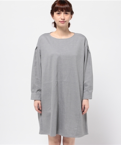 LBC(エルビーシー)の「クルーボリューム袖ワンピース (ワンピース・レディース・アッシュグレー/チャコールグレー・MEDIUM/LARGE)」の3枚目の写真