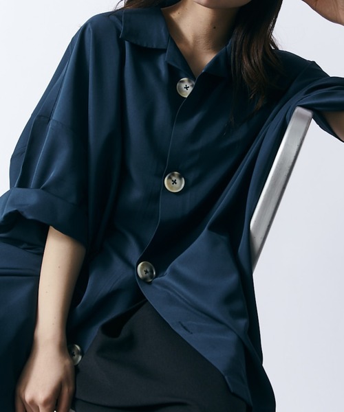 Lui's（ルイス）の「【WEB限定】アクセントビッグボタン ワイドシャツ（シャツ/ブラウス・メンズ・ブラック/ネイビー/オレンジ・FREE）」の10枚目の写真