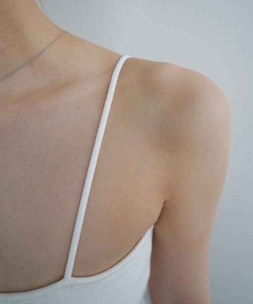 Rashik(ラシク)の「【Rashik】接触冷感 カップ付きベアキャミソール UVカット 抗菌 防臭(キャミソール・レディース・ホワイト/ブラック/ブルー/レッド・FREE)」の8枚目の写真