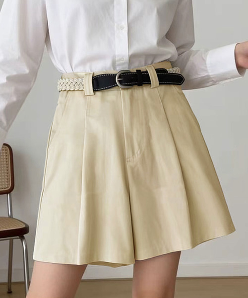 2ly2(トゥーリートゥー)の「ベルト付きハイウエストショートパンツ レディース(その他パンツ・レディース・ブルー/ブラック/ベージュ/ホワイト・FREE)」の3枚目の写真