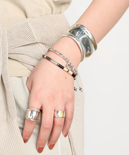 AP STUDIO(エーピーストゥディオ)の「【MAOR/マオール】African Disc Bracelet(ブレスレット・レディース・ベージュ・FREE)」の7枚目の写真