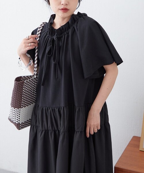 CIAOPANIC TYPY（チャオパニックティピー）の「襟ギャザー布帛ドッキングワンピース（ワンピース・レディース・ブラウン/グレー系その他/ブラック・MEDIUM/SMALL）」の11枚目の写真