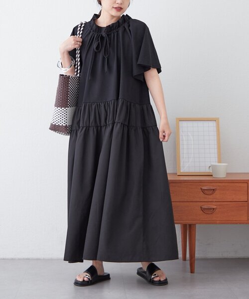 CIAOPANIC TYPY（チャオパニックティピー）の「襟ギャザー布帛ドッキングワンピース（ワンピース・レディース・ブラウン/グレー系その他/ブラック・MEDIUM/SMALL）」の9枚目の写真