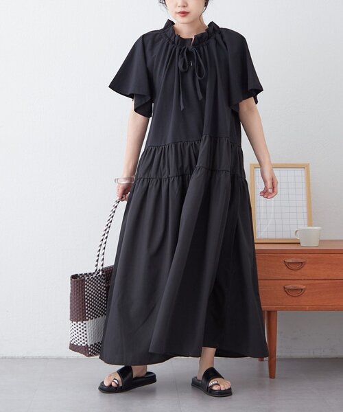 CIAOPANIC TYPY（チャオパニックティピー）の「襟ギャザー布帛ドッキングワンピース（ワンピース・レディース・ブラウン/グレー系その他/ブラック・MEDIUM/SMALL）」の8枚目の写真