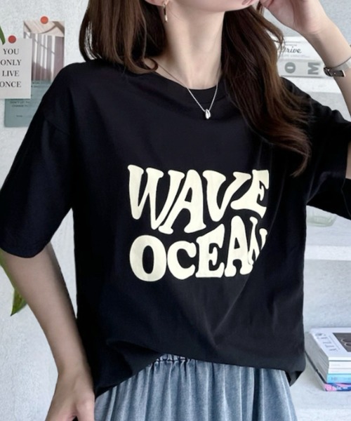 umune(ウムネ)の「Tシャツ 半袖 フロントロゴ WAVEロゴ ビッグシルエット オーバーサイズ クルーネック カットソー トップス カジュアル 夏(Tシャツ/カットソー・レディース・ブラック/杢グレー/オフホワイト・FREE)」の2枚目の写真