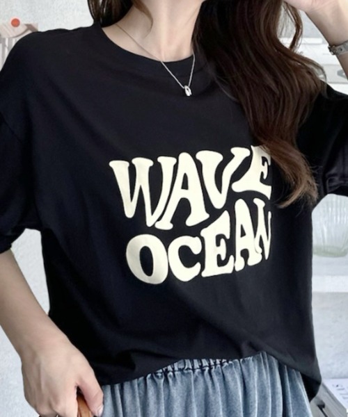 umune(ウムネ)の「Tシャツ 半袖 フロントロゴ WAVEロゴ ビッグシルエット オーバーサイズ クルーネック カットソー トップス カジュアル 夏(Tシャツ/カットソー・レディース・ブラック/杢グレー/オフホワイト・FREE)」の4枚目の写真