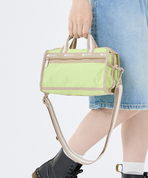 LeSportsac(レスポートサック)の「MINI DUFFEL CROSSBODY スペクテイターライム/ボーン(ショルダーバッグ・レディース・グリーン・FREE)」の11枚目の写真