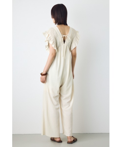 AZUL by moussy(アズールバイマウジー)の「楊柳シャーリングオールインワン(つなぎ/オールインワン・レディース・ブラウン/ブラック/アイボリー・SMALL/MEDIUM)」の6枚目の写真