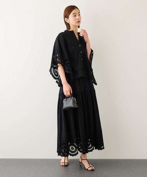 ROPE'(ロペ)の「INDIAコットンボイルシフリー刺繍ケープ(ポンチョ)ブラウス/セットアップ対応・イージーケア・二の腕カバー(シャツ/ブラウス・レディース・ブラック/ホワイト・FREE)」の16枚目の写真