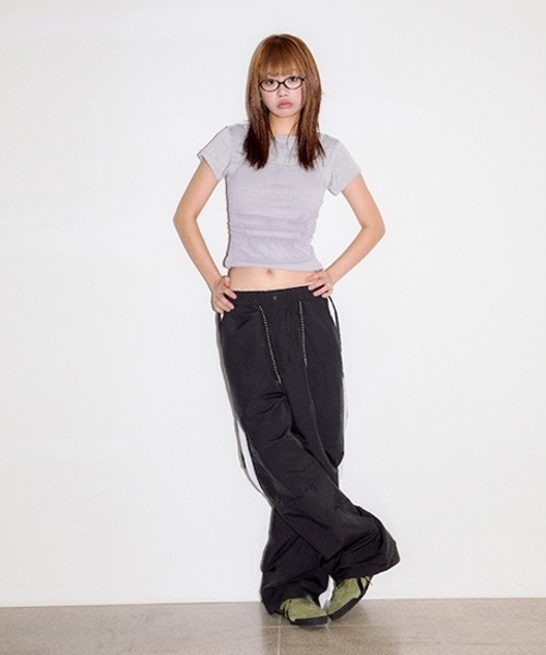 raucohouse(ラウコハウス)の「シアーレイヤード半袖クロップドTシャツ(Tシャツ/カットソー・レディース・ホワイト/ブラック/グレー・FREE)」の6枚目の写真