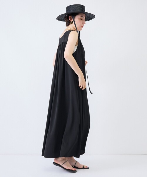 NOLLEY’S（ノーリーズ）の「《接触冷感/防シワ/UVカット》多機能ジョーゼット2WAYイージーワンピース（ワンピース・レディース・カーキ/ブラック・1/2）」の7枚目の写真
