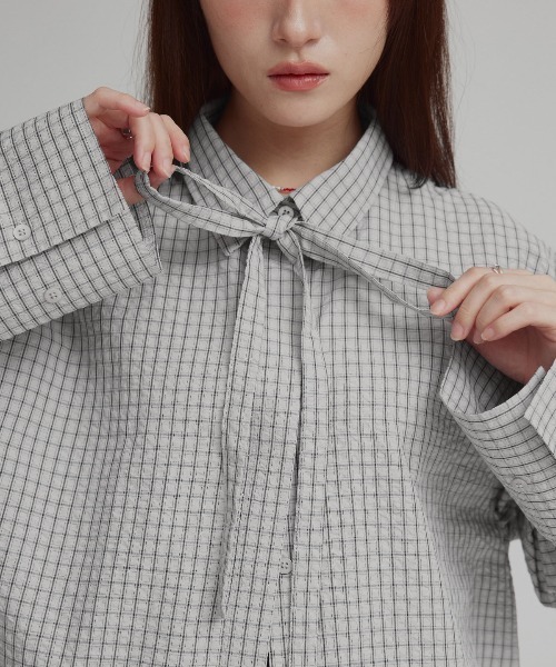 W:Huku(フーク)の「チェック サッカー ボウタイ シャツ / Checkered Bow Tie Shirt(シャツ/ブラウス・レディース・ブルー/アイボリー/グレー・FREE)」の11枚目の写真