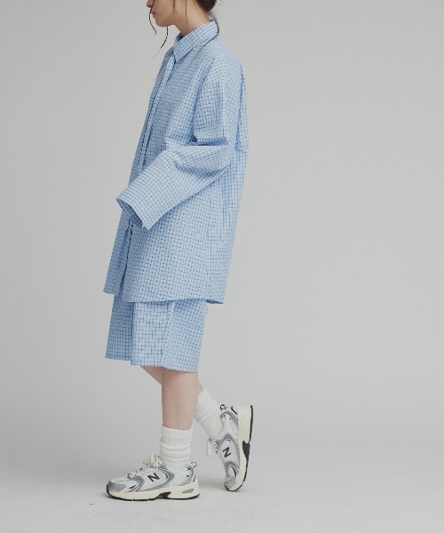 W:Huku(フーク)の「チェック サッカー ボウタイ シャツ / Checkered Bow Tie Shirt(シャツ/ブラウス・レディース・ブルー/アイボリー/グレー・FREE)」の14枚目の写真