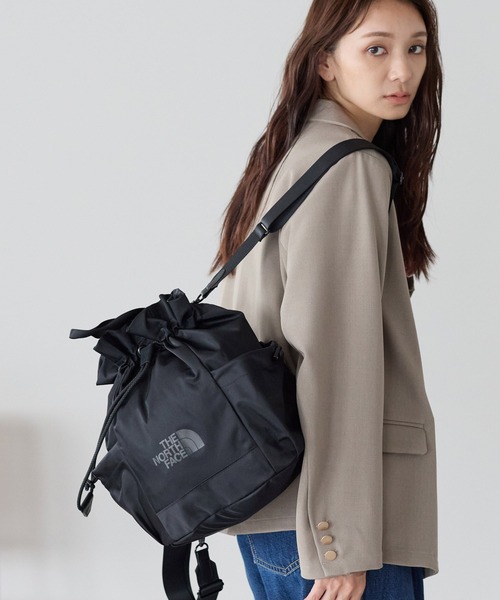 THE NORTH FACE(ザノースフェイス)の「【THE NORTH FACE/ザ・ノースフェイス】5WAY 巾着ショルダーバッグ/リュック/バックパック/W LIGHT BONNEY PACK/ユニセックス(バックパック/リュック・レディース・ホワイト/ブラック・FREE)」の17枚目の写真