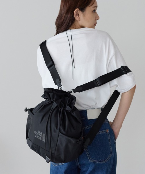 THE NORTH FACE(ザノースフェイス)の「【THE NORTH FACE/ザ・ノースフェイス】5WAY 巾着ショルダーバッグ/リュック/バックパック/W LIGHT BONNEY PACK/ユニセックス(バックパック/リュック・レディース・ホワイト/ブラック・FREE)」の13枚目の写真