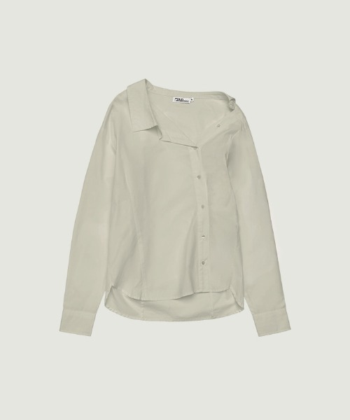 GRVRGROVE(グローブ)の「TOMA SHIRT(シャツ/ブラウス・レディース・カーキ/アイボリー/ライトブルー・フリー)」の4枚目の写真