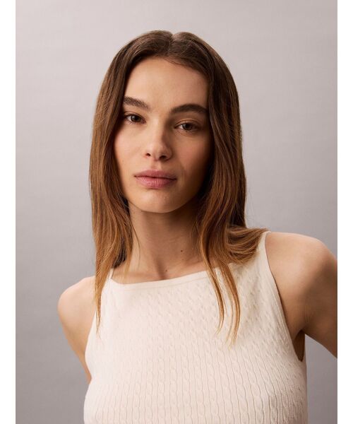 Calvin Klein(カルバン・クライン)の「ニット - ケーブルニットタンクトップ(ニット/セーター・レディース・ホワイト系その他7・S)」の2枚目の写真