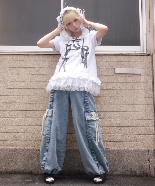 myu:loret(ミュウロレット)の「レースフリルデニムバレルパンツ(デニムパンツ・レディース・ケミカルウォッシュ/グレー・FREE)」の10枚目の写真