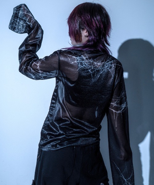 Gamchu（ガムチュ）の「『Gamchu/ガムチュ』ボクは蛛絡獣の幻皮のつもり。ラメシアートップス（Tシャツ/カットソー・レディース・ブラック/グレー・FREE）」の9枚目の写真